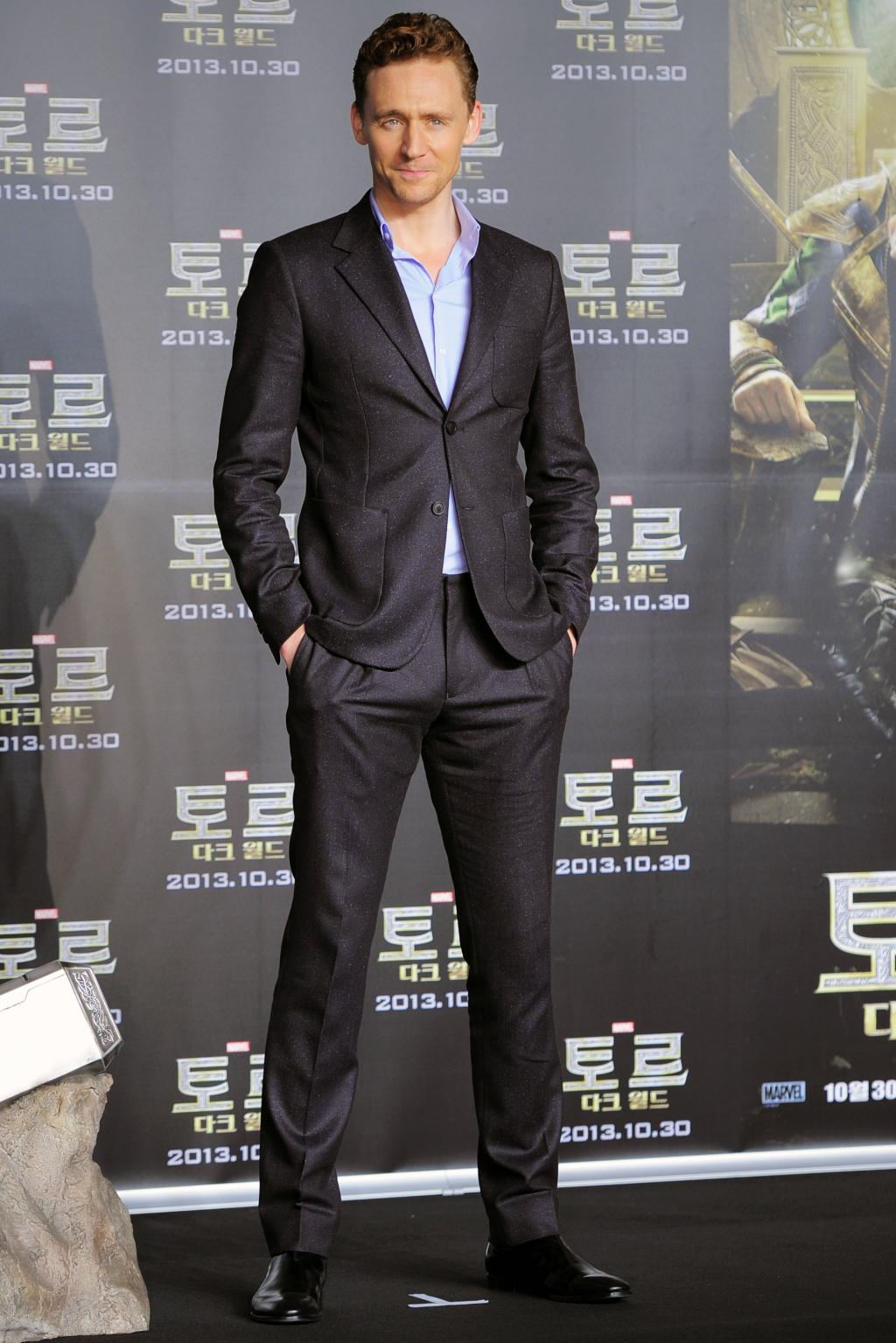 tom-hiddleston-look-book-suits-15.jpg