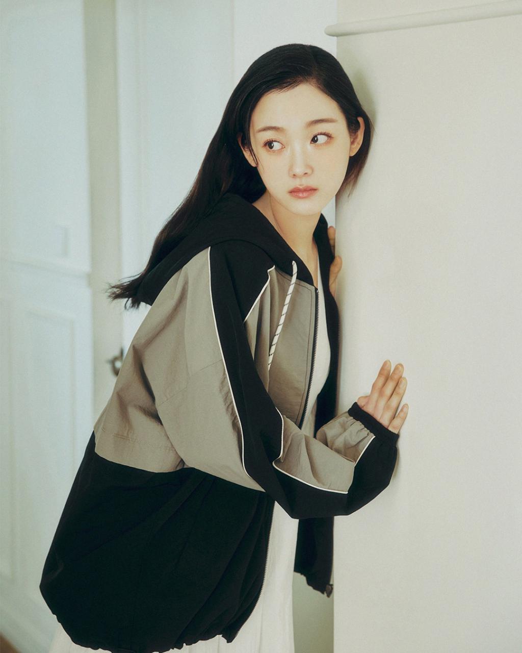 UD_jucyjudy_official_3610286669808144544_1736002144_2025_ 5_ 5_.jpg