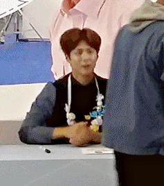 253.gif