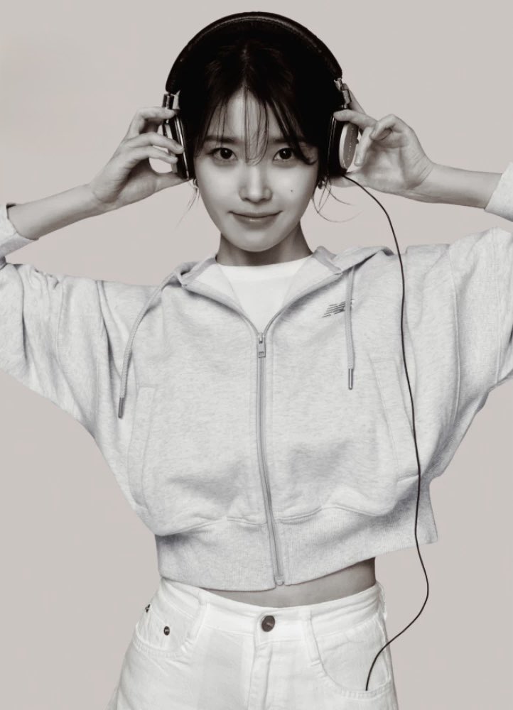 250501 IU x New Balance TW#NewBalance #뉴발란스 #아이유 #.jpg