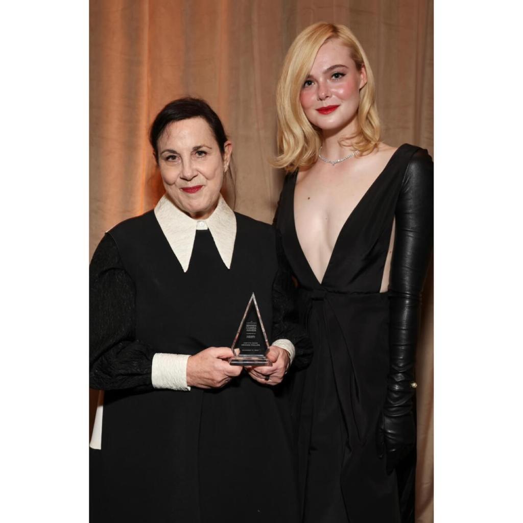 UD_ellefanning_3501996694710230840_3009345727_2024_ 11_ 16_.jpg