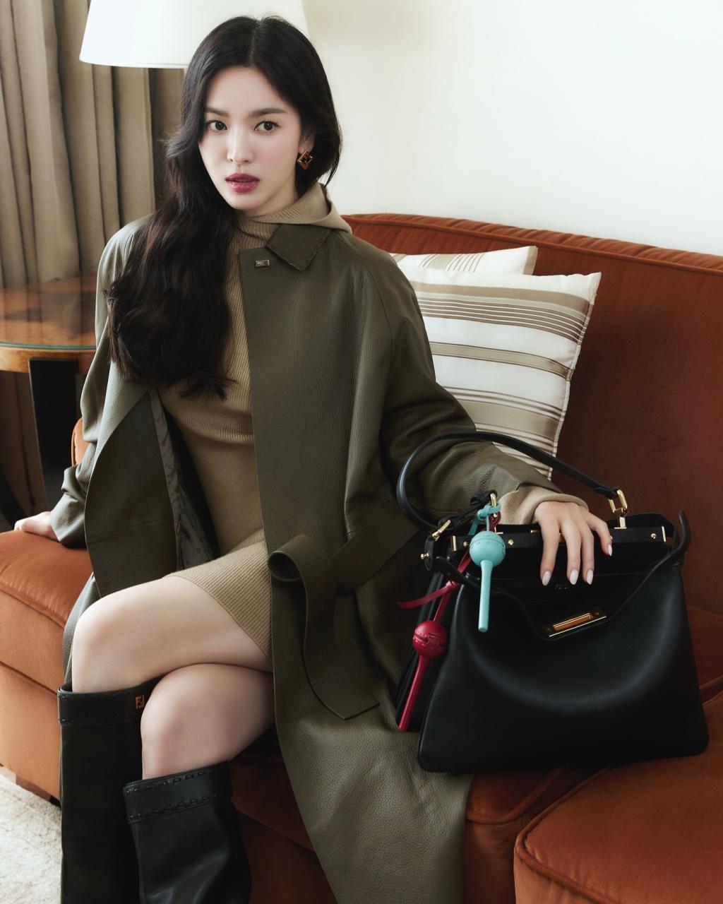 UD_voguekorea_3475506309840086334_316489712_2024_ 10_ 11_.jpg