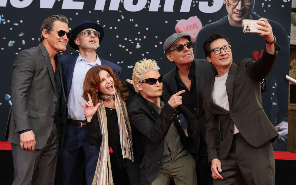 The-Goonies-Cast-Reunites-to-Celebrate-Ke-Huy-Quan-02032025-3-eb328ba6743947a99d26e6ada6d6e2a2.jpg