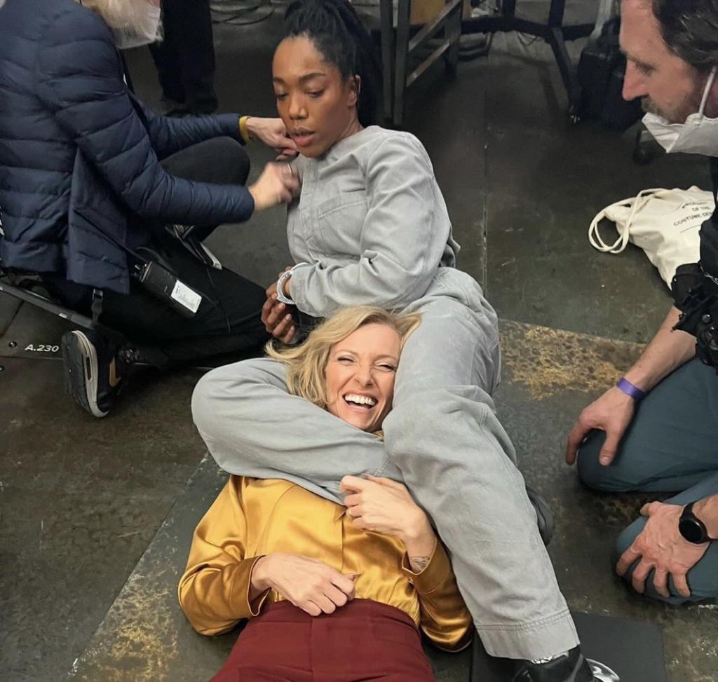 Naomi Ackie and Toni Collette on the set of ‘MICKE.jpg