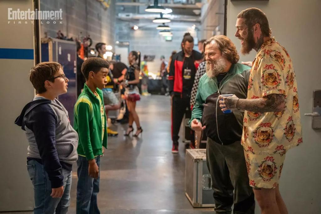 First look at ‘DEAR SANTA,’ starring Jack Black, K (2).jpg