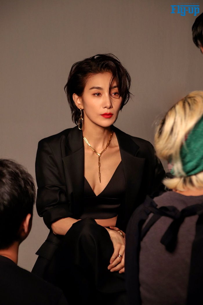 2e30c2q81g54112x45d2.jpg