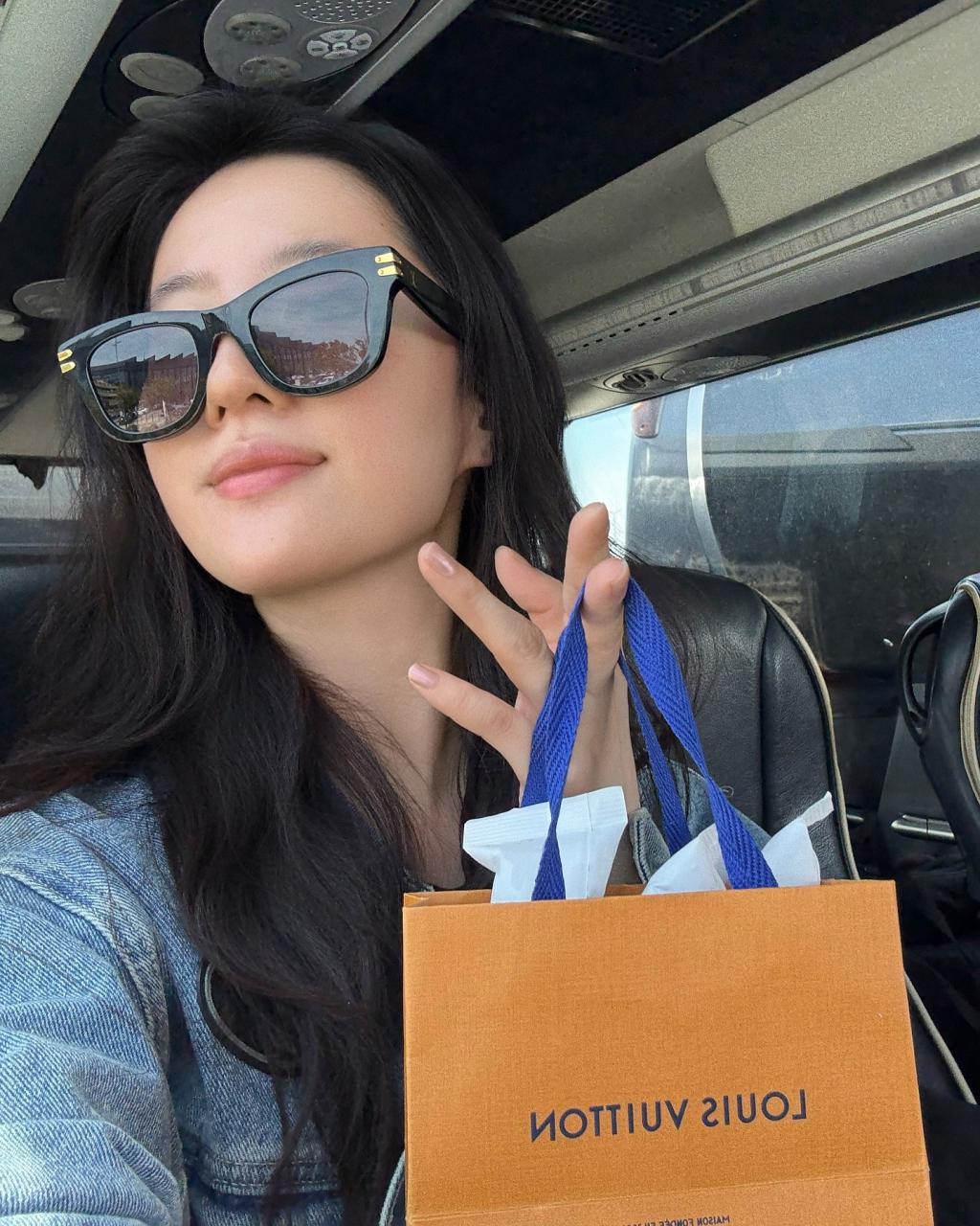 UD_yifei_cc_3638160909781959335_6648247795_2025_ 5_ 24_.jpg
