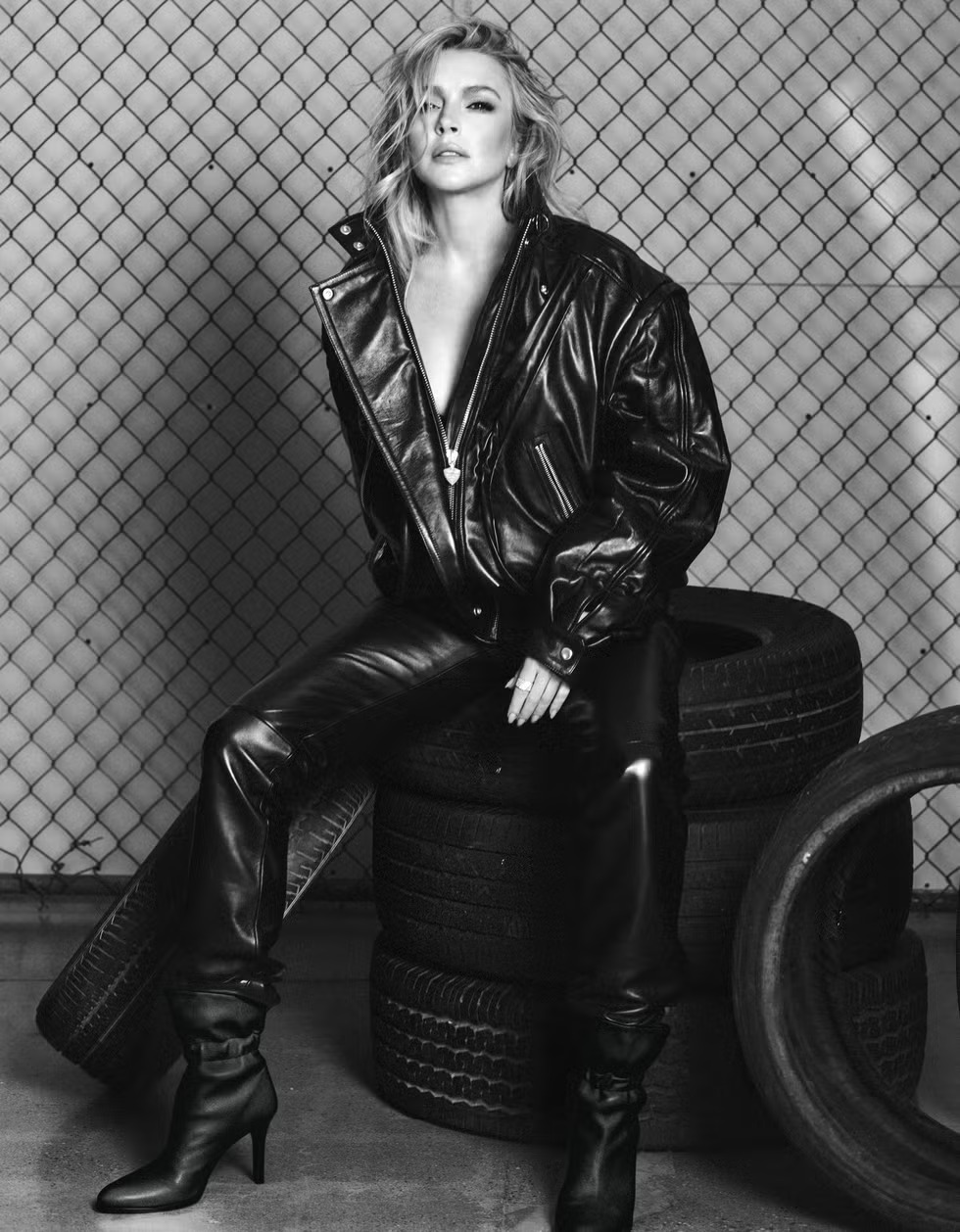 elm060125wllindsaylohan-010-682f3bb60ff6e.jpeg