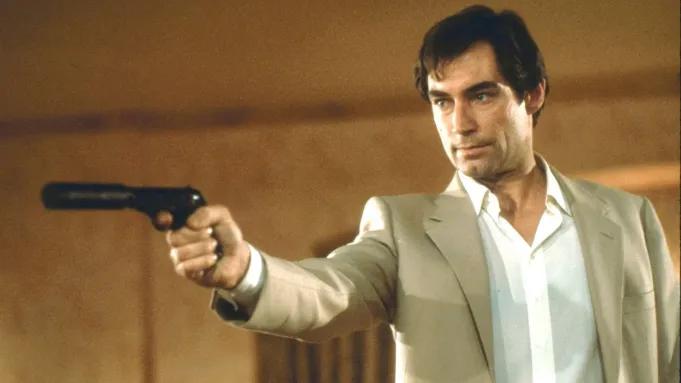 Timothy-dalton-james-bond-3-e1740552442366.webp.jpg