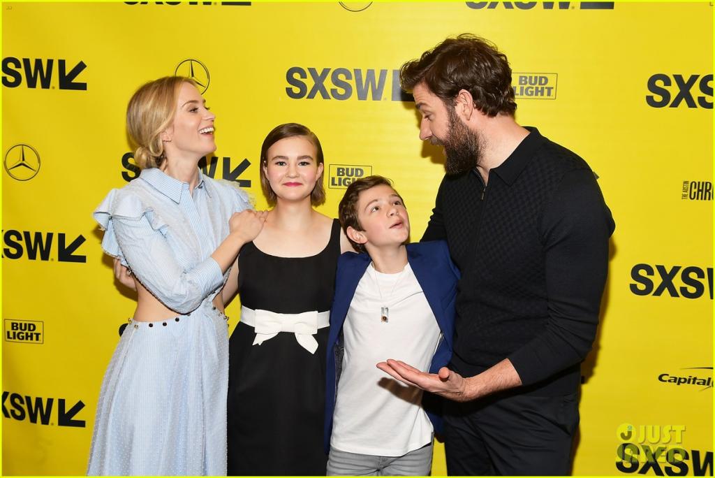 noah-jupe-and-millicent-simmonds-team-up-for-a-quiet-place-premiere2-03.jpg