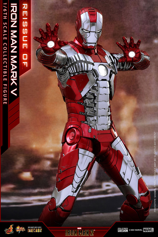 iron-man-mark-v-sixth-scale-figure-by-hot-toys_marvel_gallery_5ff3561b4f77a.jpg