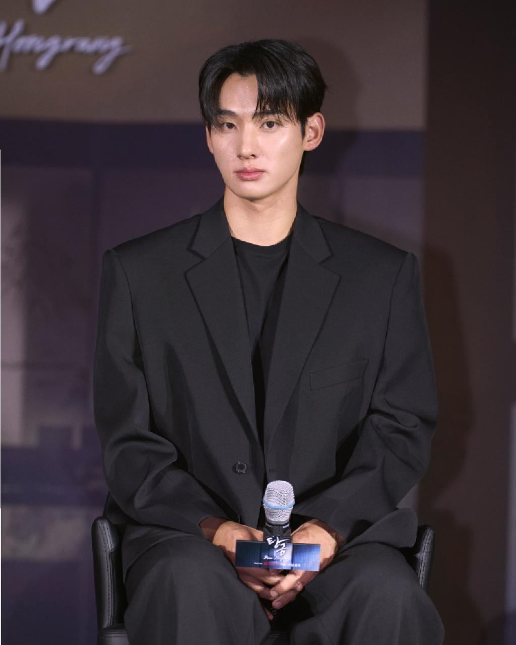 UD_netflixkr_3631395169855172045_2521010606_2025_ 5_ 13_.jpg