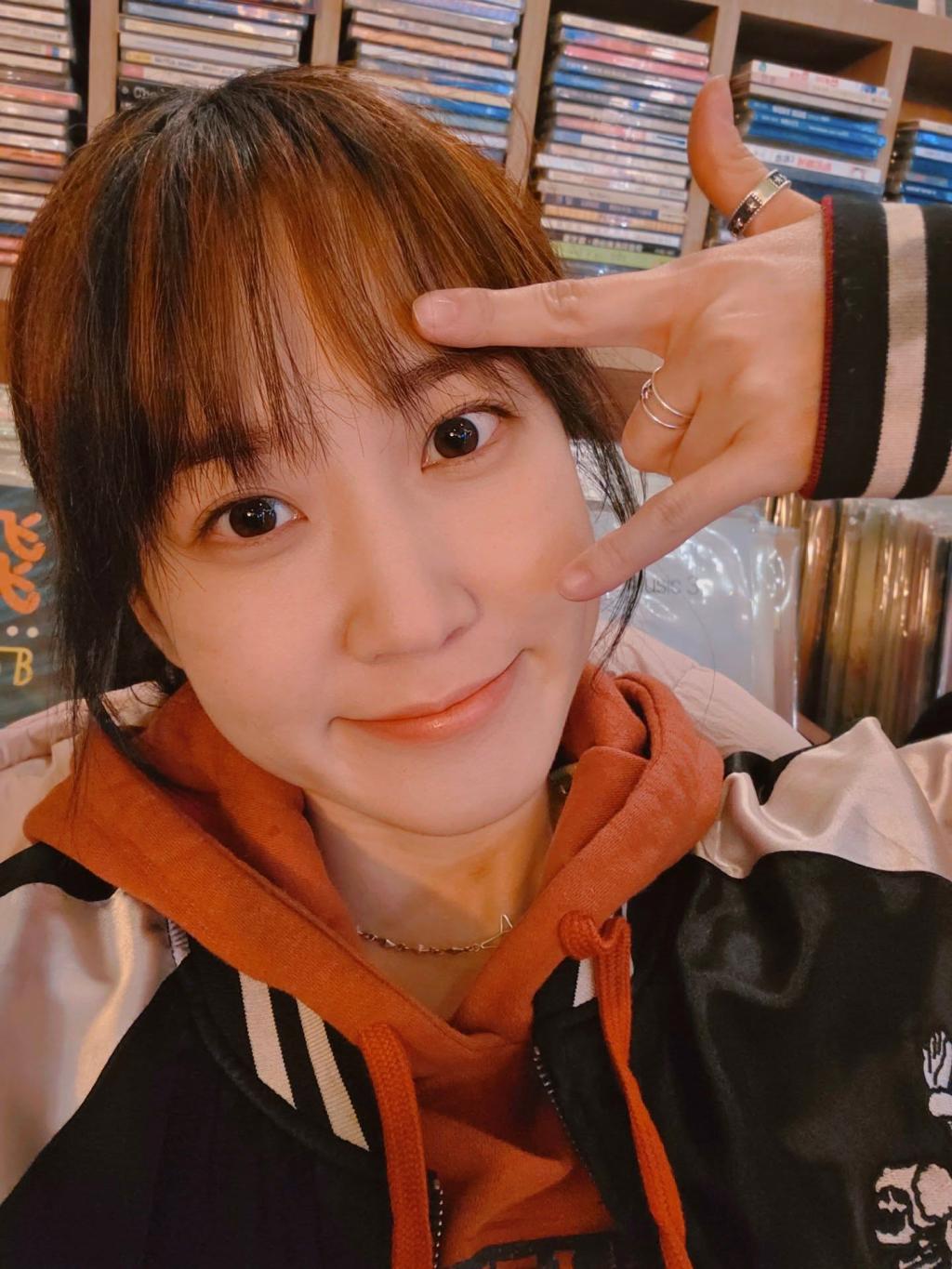 eunbining0904_1779034739_3899145900802816370_4955541803_12.jpg