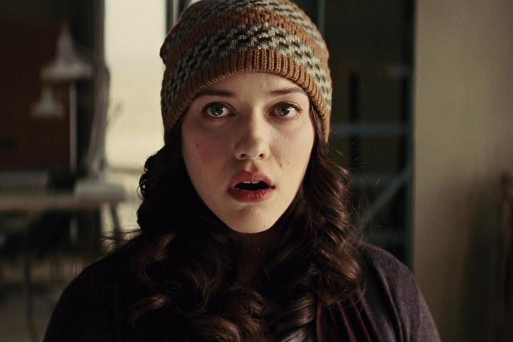 Kat_Dennings_as_Darcy_Lewis_06.0.jpg