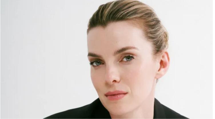 FireShot Capture 1392 - ',Office Romance&#039,_ Betty Gilpin Joins Netflix Rom-Com Movie - deadline.com.png.jpg