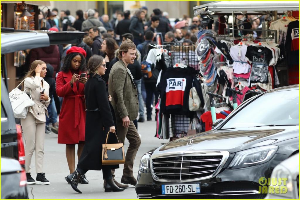 alicia-vikander-michael-fassbender-paris-15.jpg