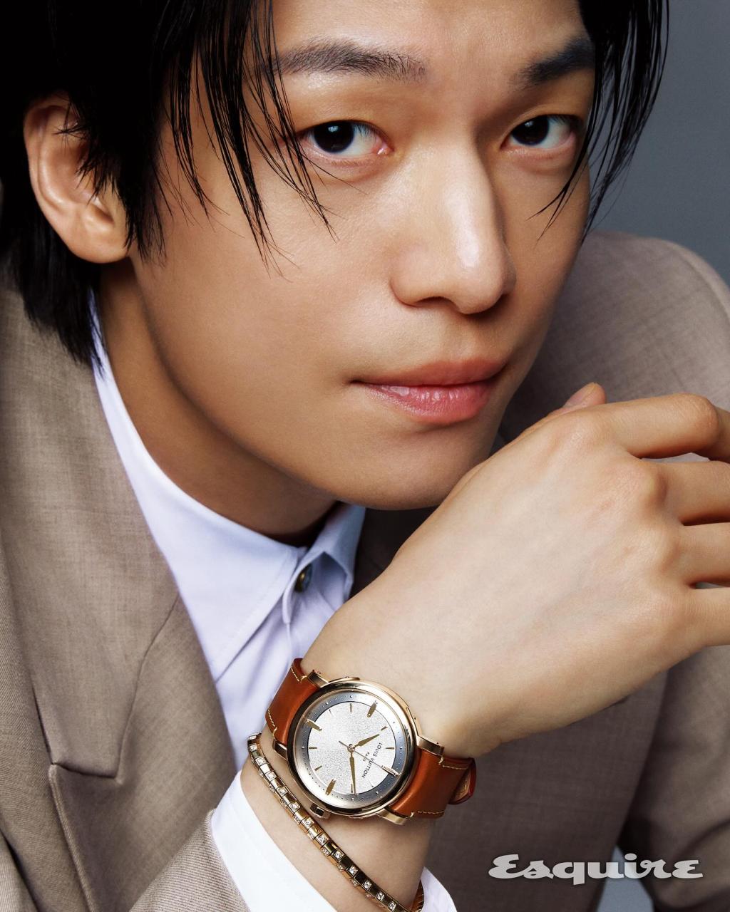 UD_esquire_korea_3643776136434594626_3445917245_2025_ 6_ 11_.jpg