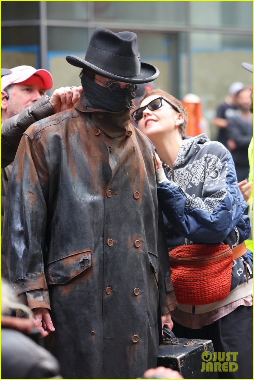 christian-bale-on-set-of-frankenstein-monster-the-bride-in-nyc-02.jpg