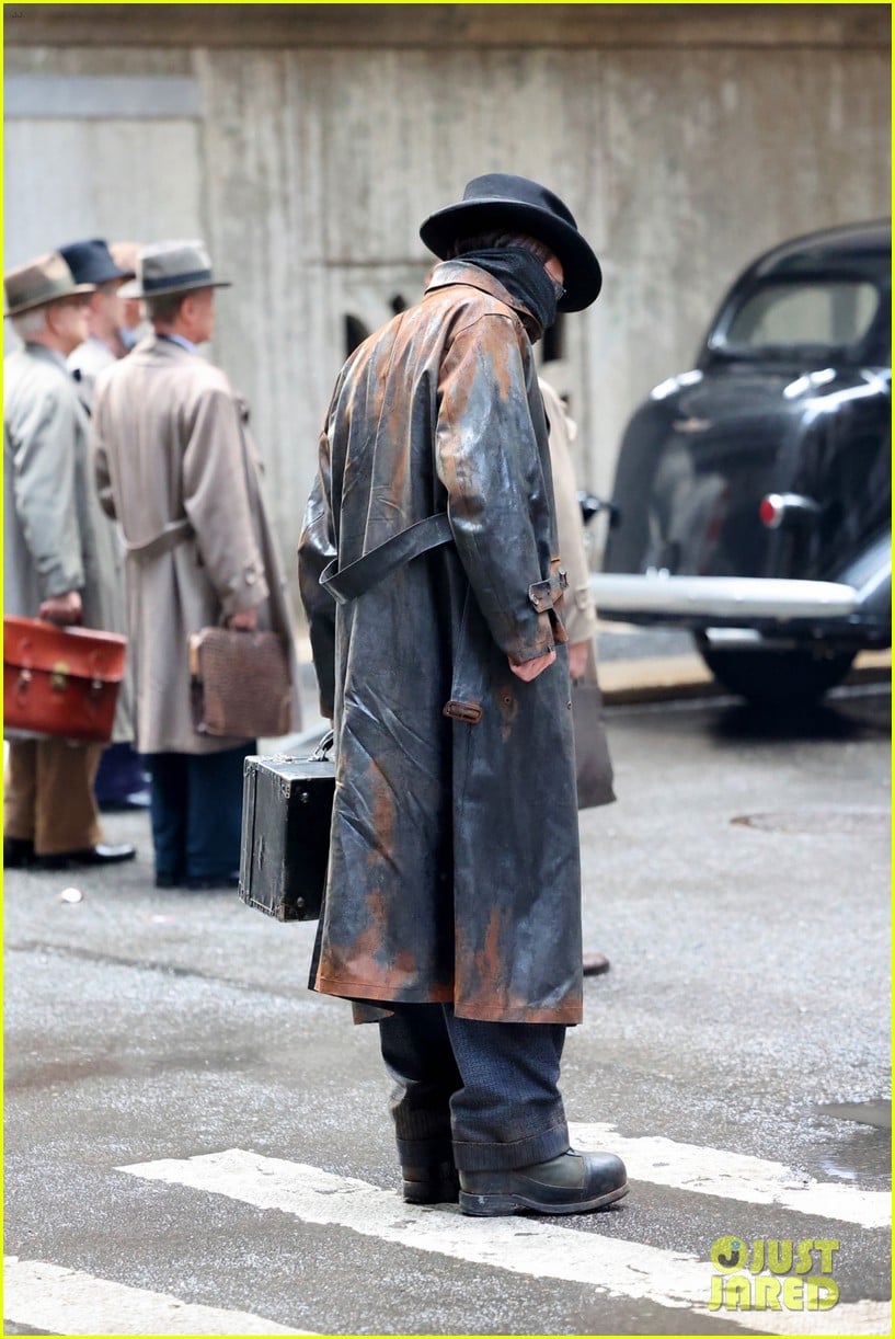 christian-bale-on-set-of-frankenstein-monster-the-bride-in-nyc-13.jpg