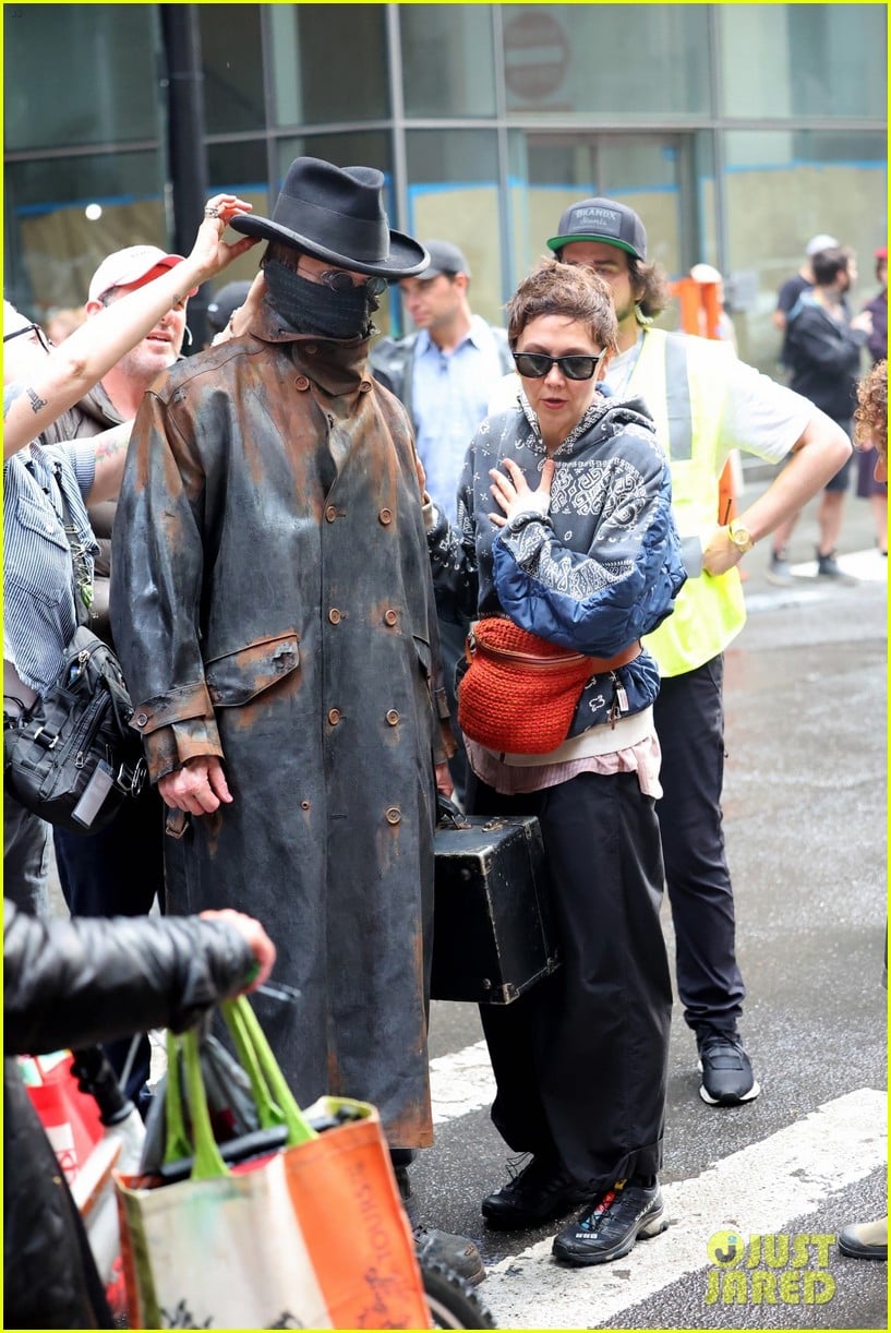 christian-bale-on-set-of-frankenstein-monster-the-bride-in-nyc-04.jpg