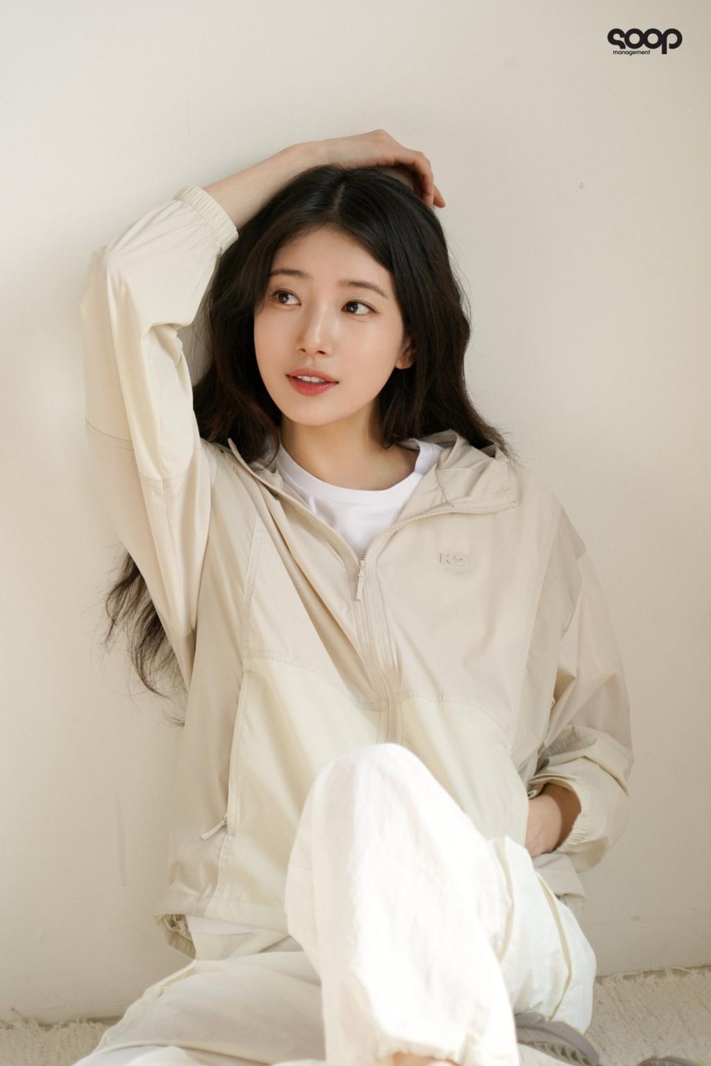 수지의 미소마치 봄 햇살 같아????????#광고 #수지 #SUZY#케이투 #K2#매니지먼트숲 # (3).jpg