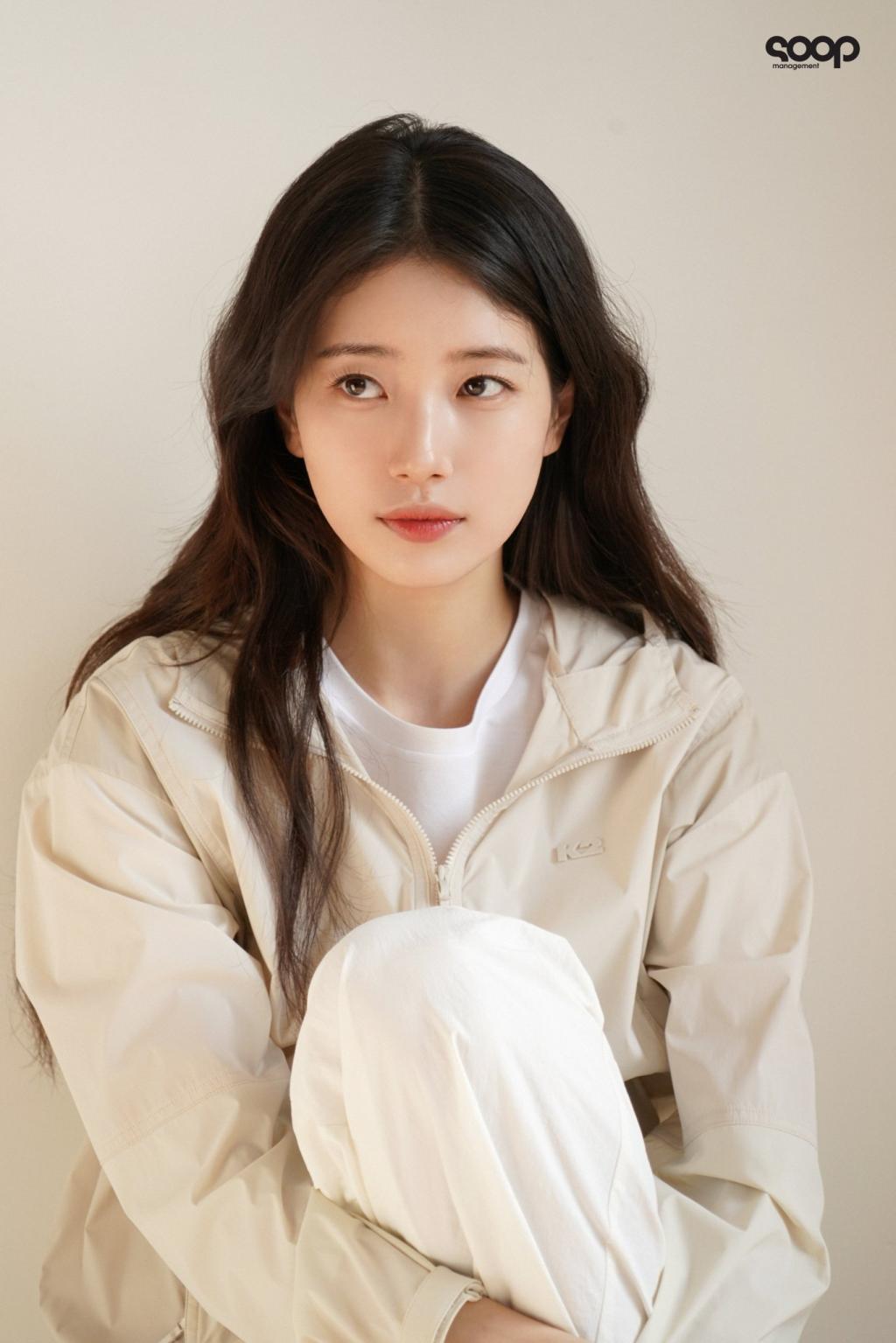 수지의 미소마치 봄 햇살 같아????????#광고 #수지 #SUZY#케이투 #K2#매니지먼트숲 # (2).jpg