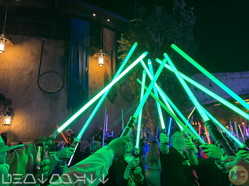 MiceChat-Disneyland-Disneyland-After-Dark-2022-Star-Wars-Nite-Lightsaber-meetup-2.jpg