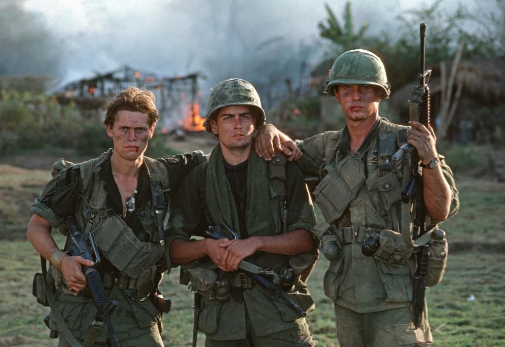 Platoon-1986-Cast.jpg