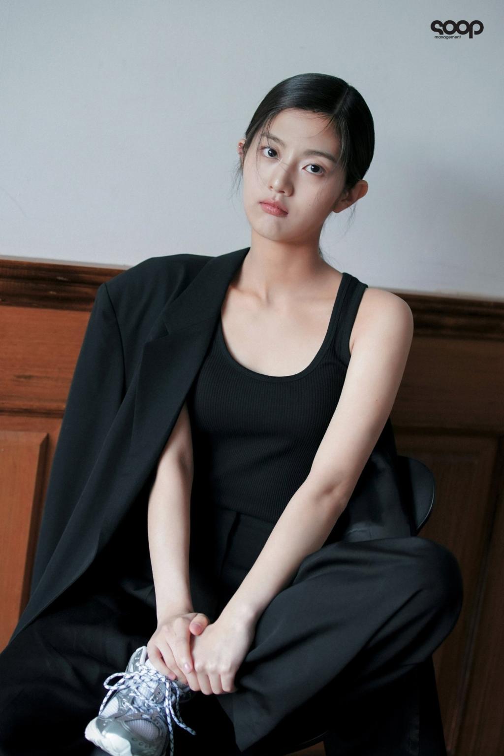 다채로운 얼굴, 완벽한 소화력.보고 또 봐도 새로운 은수 배우 최고 _⸜( •ᴗ• )⸝_ (2).jpg