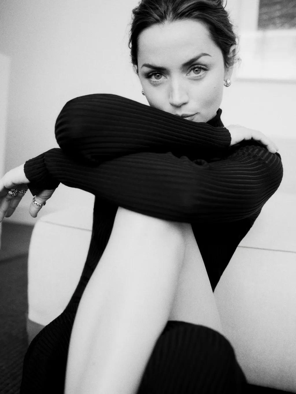 ana-de-armas-wwd-weekend-MS-04.webp.jpg