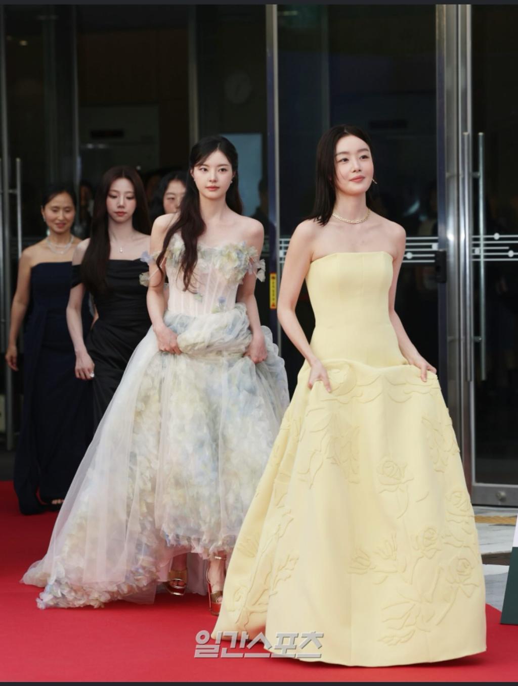 UD_red_yeji_3669151515169525122_41069524886_2025_ 7_ 4_.jpg