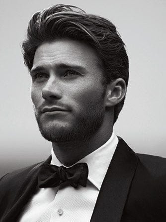 Scott Eastwood says he is interested in playing #B.jpg