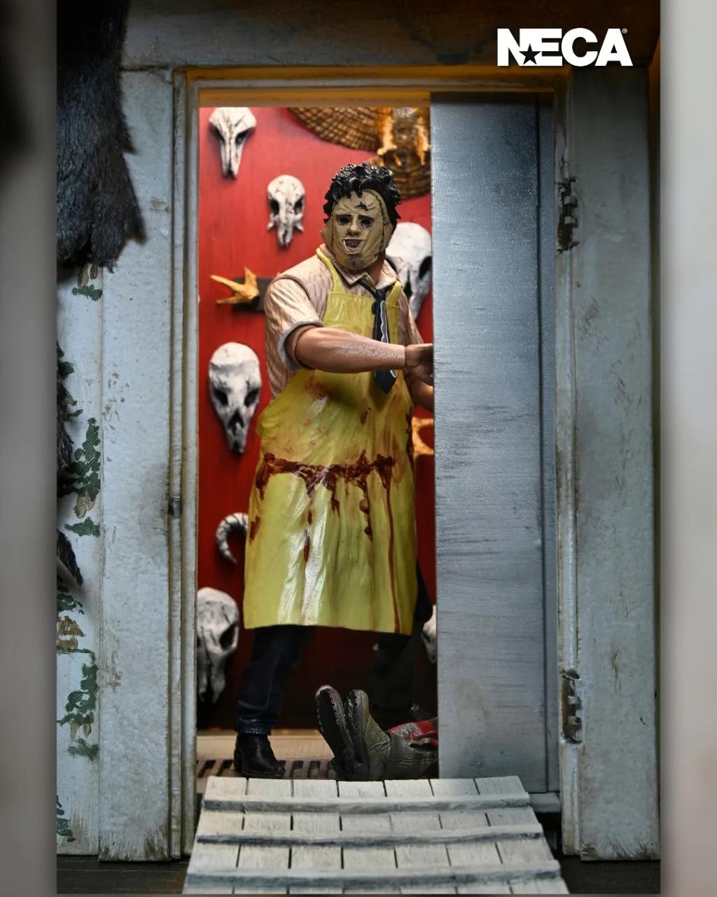 neca-leatherface4.webp.jpg