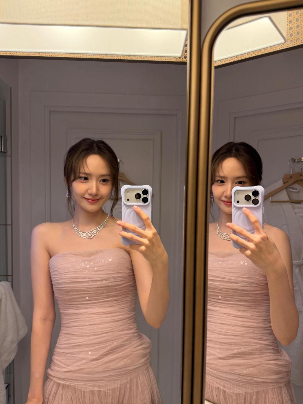 yoona_lim_1779185226_3900410786207864540_2213235565_13.jpg