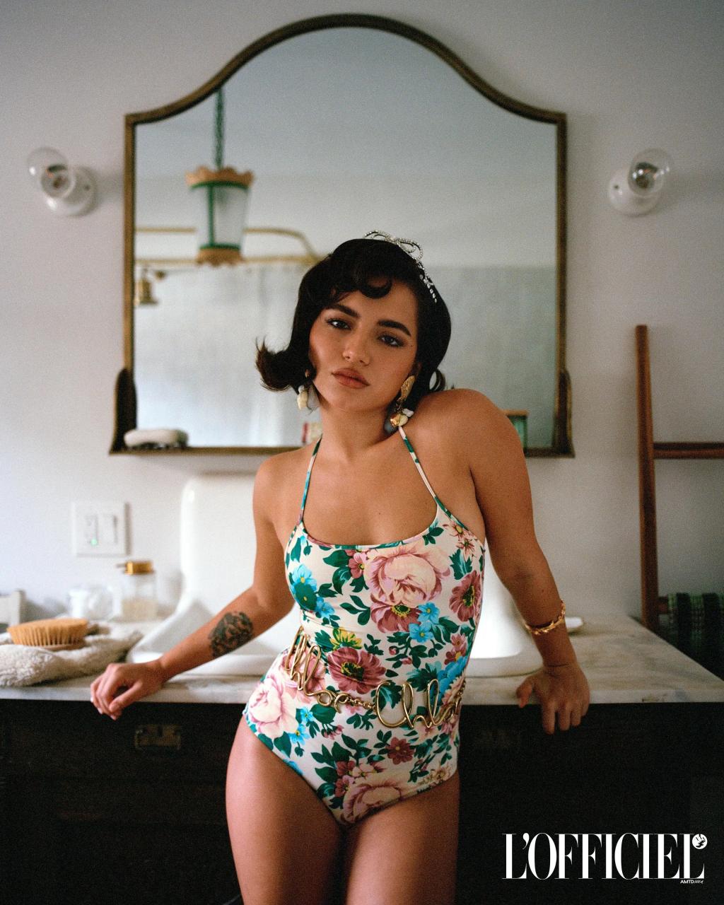 1744816988-isabela-merced-6.webp.jpg