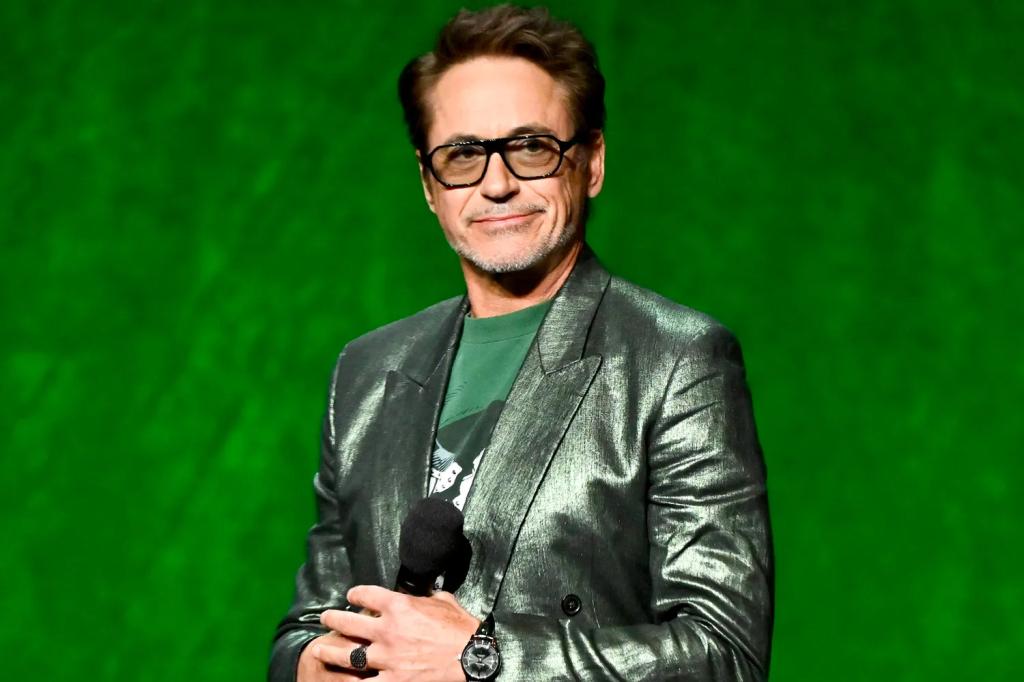 robert-downey-jr-cinemacon-2-041726-c258eaa492cb4f23be55a0ed689cb984.webp.jpg