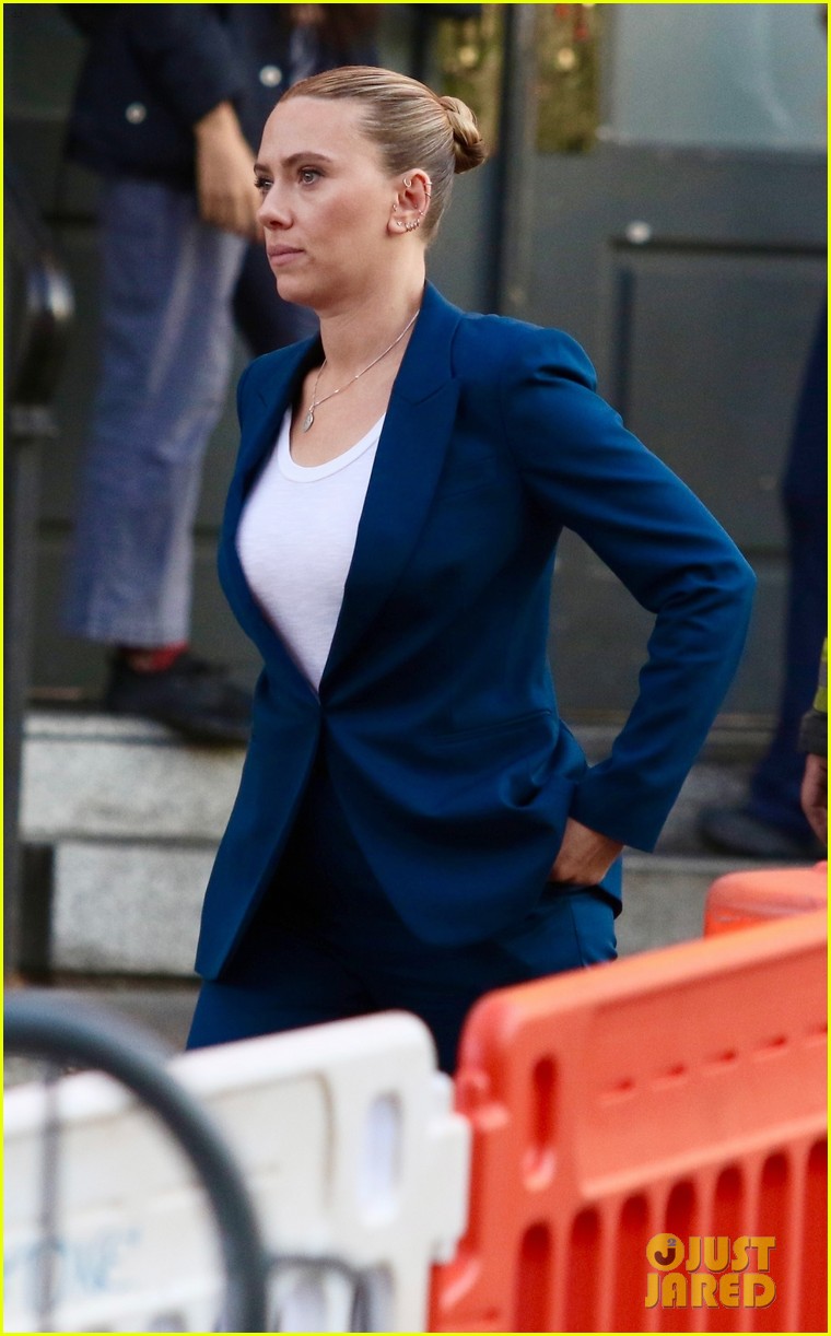 jurassic-world-rebirth-nyc-scarlett-johansson-13.jpg