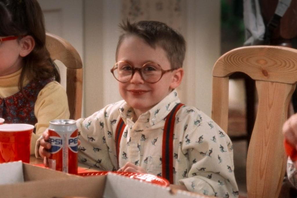 kieran-culkin-home-alone-tout-120324-cf781b38310b418eb6afc65c34b3bf34.jpg