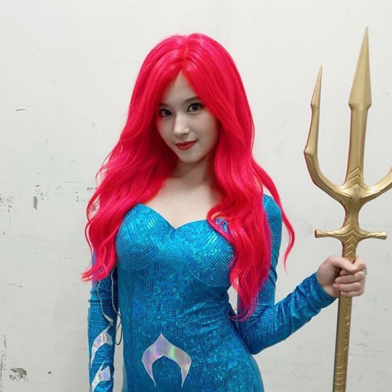 cosmopolitankorea_71790873_131358861605259_4646208155192244587_n.jpg