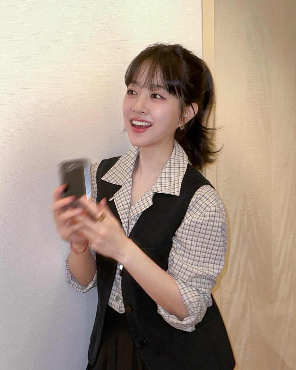 boyoung0212_official (4).jpeg.jpg