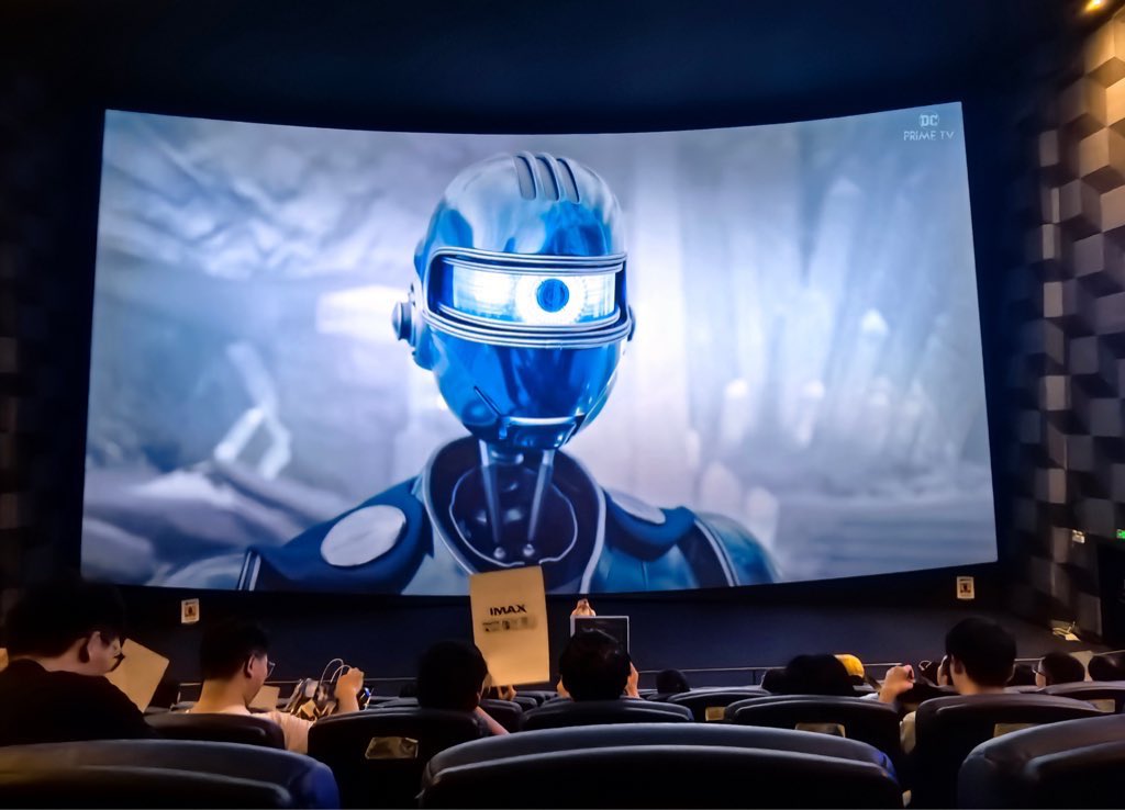 #SUPERMAN IN IMAX. (2).jpg
