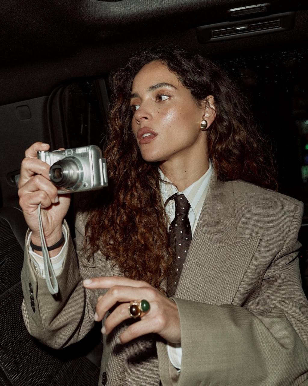 UD_adriaarjona_3627526122050732852_13658835_2025_ 5_ 8_.jpg