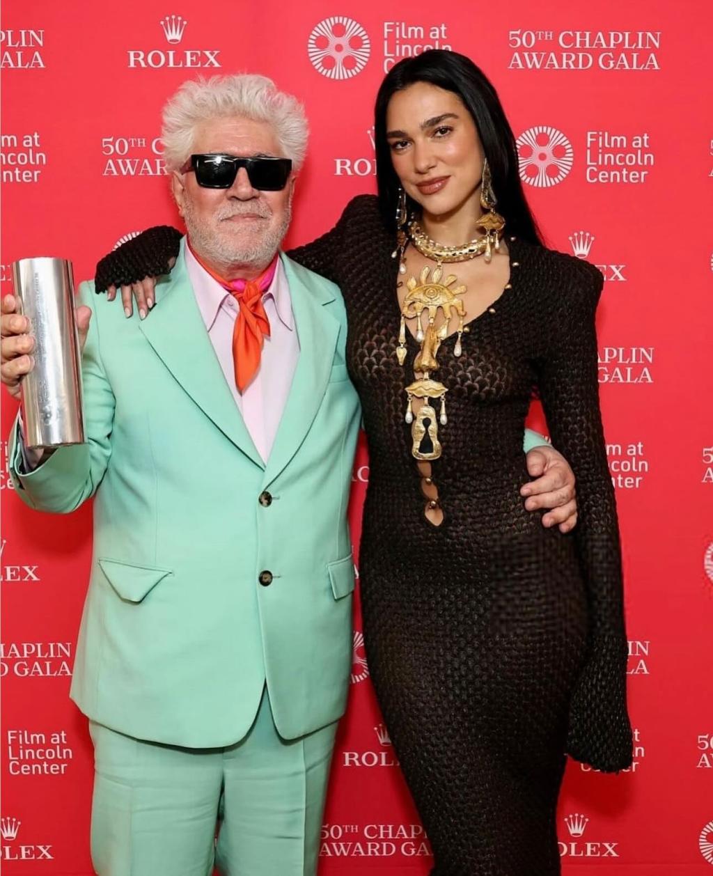 UD_dualipa_3621444223267835834_12331195_2025_ 5_ 2_.jpg