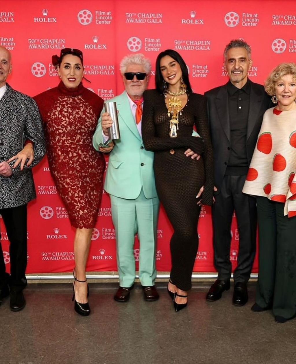 UD_dualipa_3621444223284645657_12331195_2025_ 5_ 2_.jpg