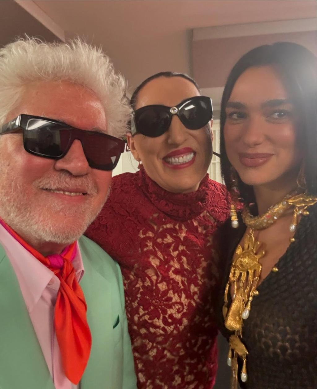 UD_dualipa_3621444223242790427_12331195_2025_ 5_ 2_.jpg
