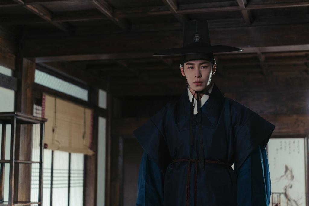 서사를 더욱 빛나게 만드는 앙상블.이재욱, 조보아, 정가람, 엄지원, 박병은, 김재욱의 미.jpg