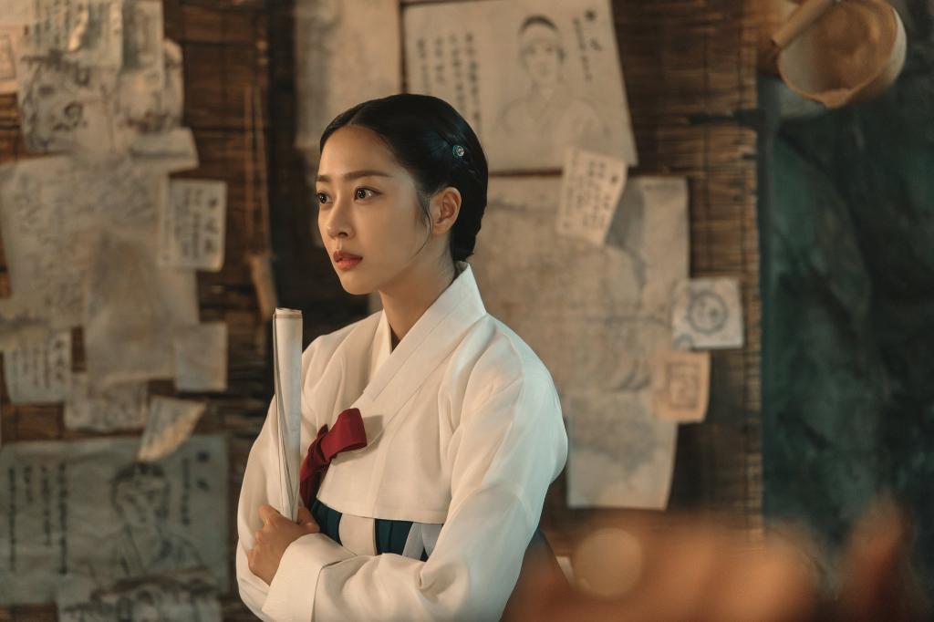 서사를 더욱 빛나게 만드는 앙상블.이재욱, 조보아, 정가람, 엄지원, 박병은, 김재욱의 미 (2).jpg