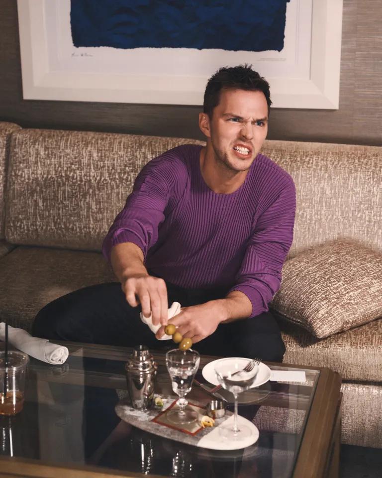 S09_NICHOLAS_HOULT_0033_RGB.webp.jpg