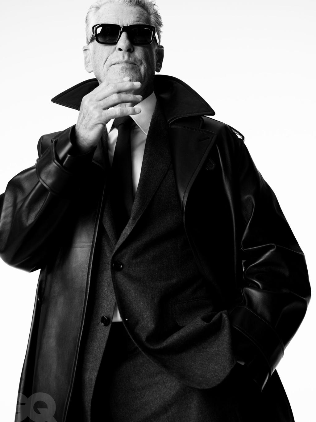 GQ_DECJAN_ONLINE_PIERCE BROSNAN_5.jpg