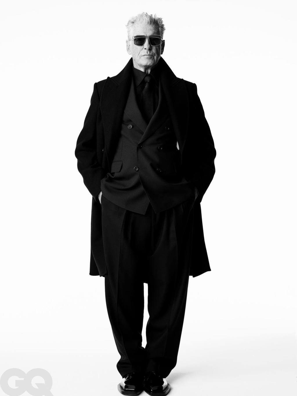 GQ_DECJAN_ONLINE_PIERCE BROSNAN_2.jpg